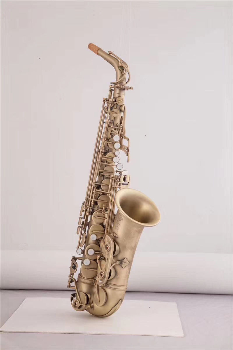ساكسفون ألتو موديل 54 مطلي بال - مراجعة Musical Instrument Reed وسعره