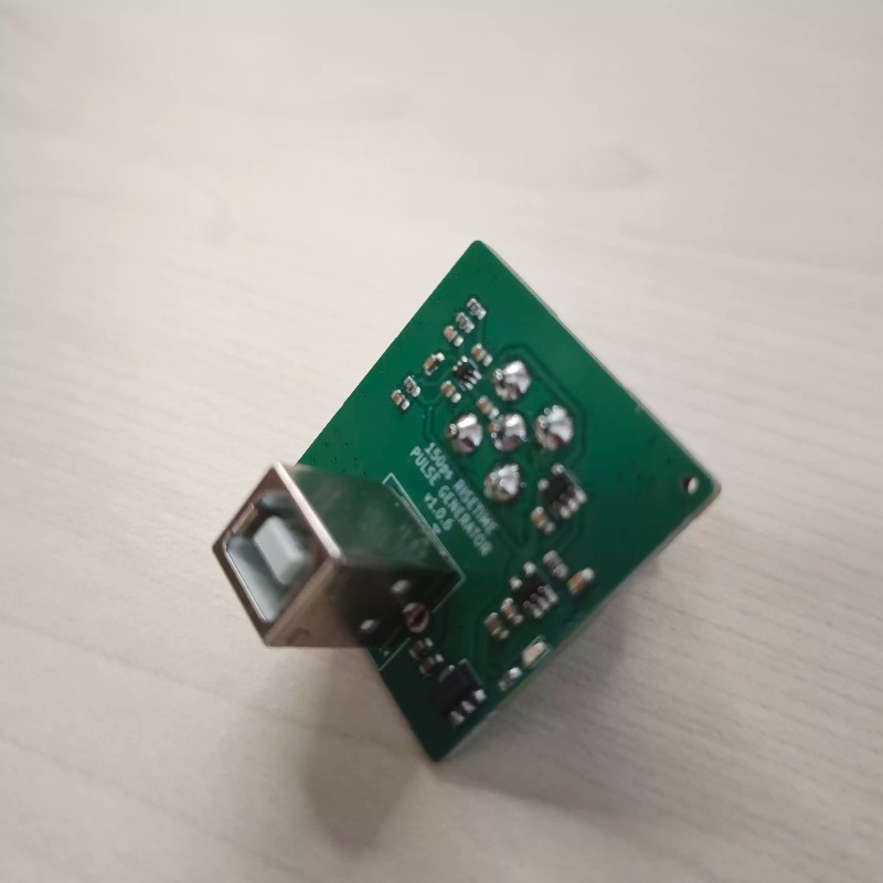 مولد نبضات سريع بوقت ارتفاع 15 - مراجعة Musical Instrument Vector وسعره